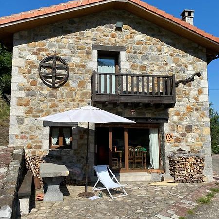 Llar De Cosme Guest House Caso Exterior photo