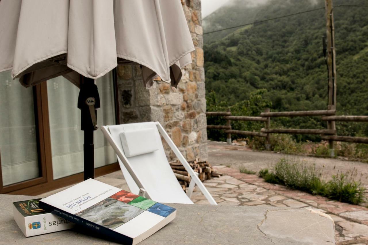 Llar De Cosme Guest House Caso Exterior photo
