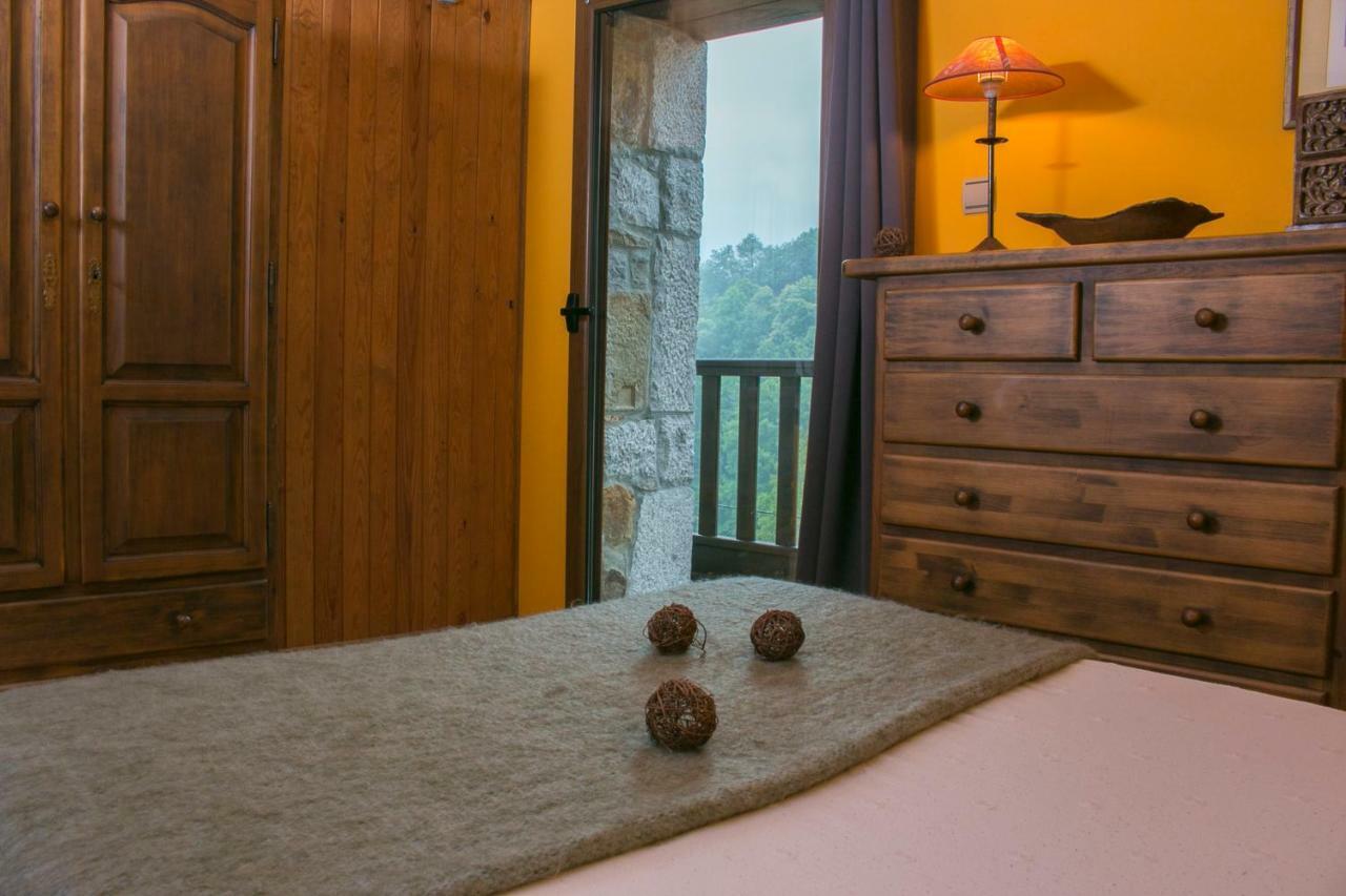 Llar De Cosme Guest House Caso Exterior photo